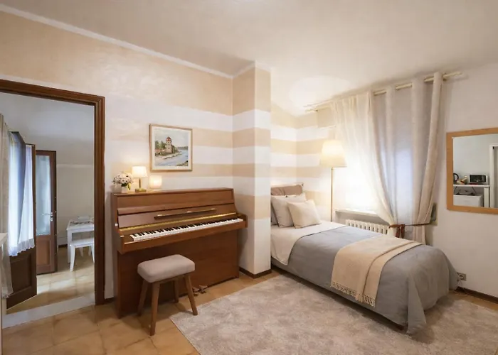 Due Leoni Torri Del Benaco